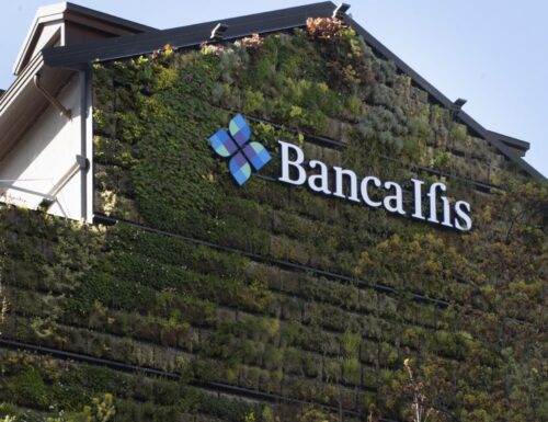 Banca Ifis: nuovo headquarters milanese in  storico edificio anni ’50 riqualificato e con uno dei più grandi “green wall” verticali della città